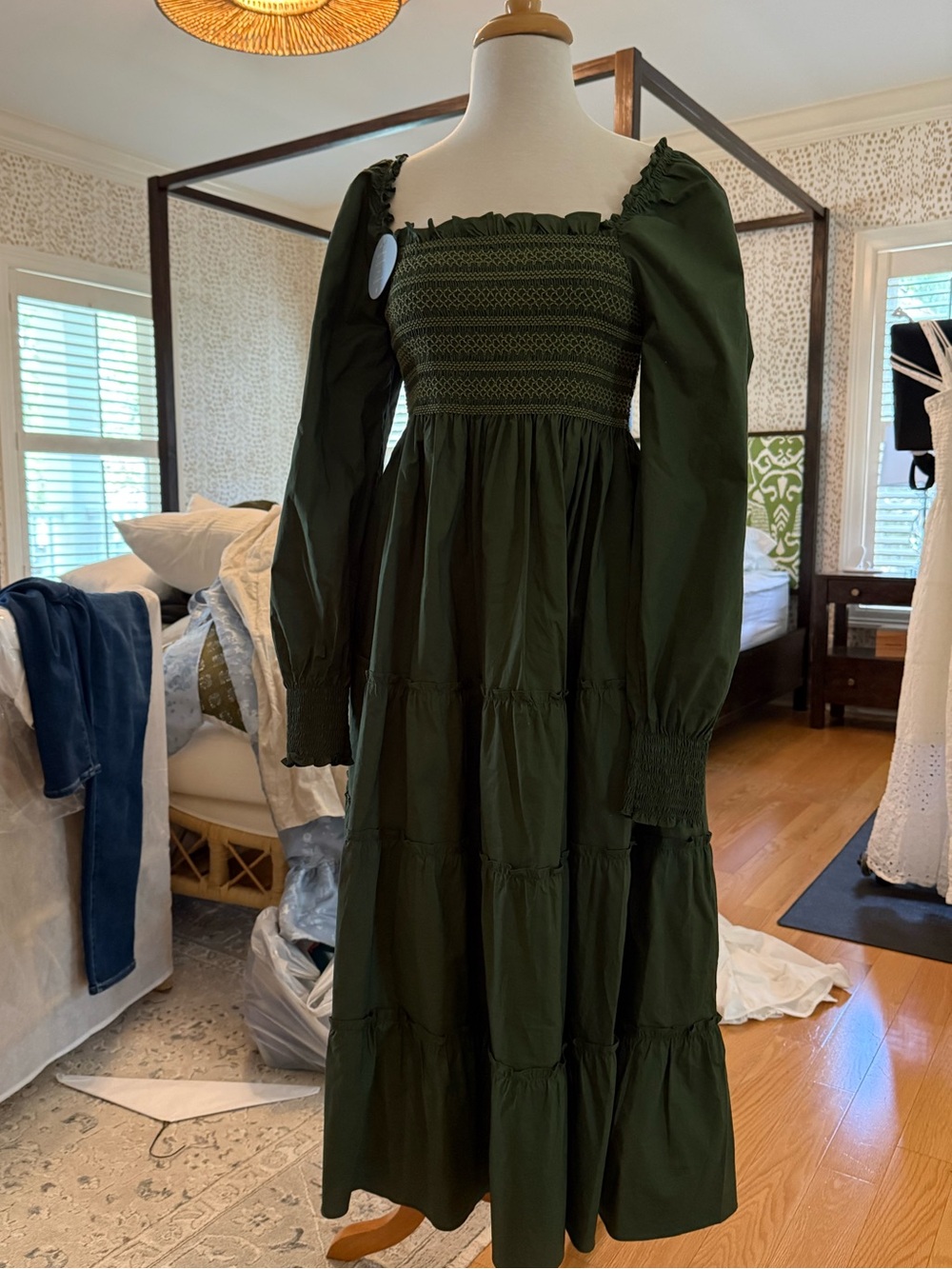 Hill House long sleeve nap dress. Long Puff-Sleeve Smocked Dress - Dark Green